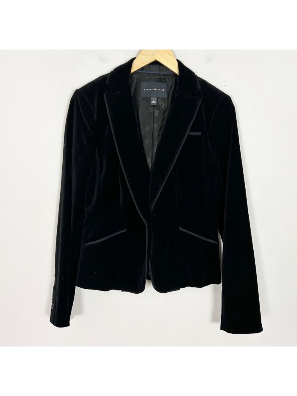 Banana Republic Black Velvet Blazer Jacket Classic Fall Size 4 Women's